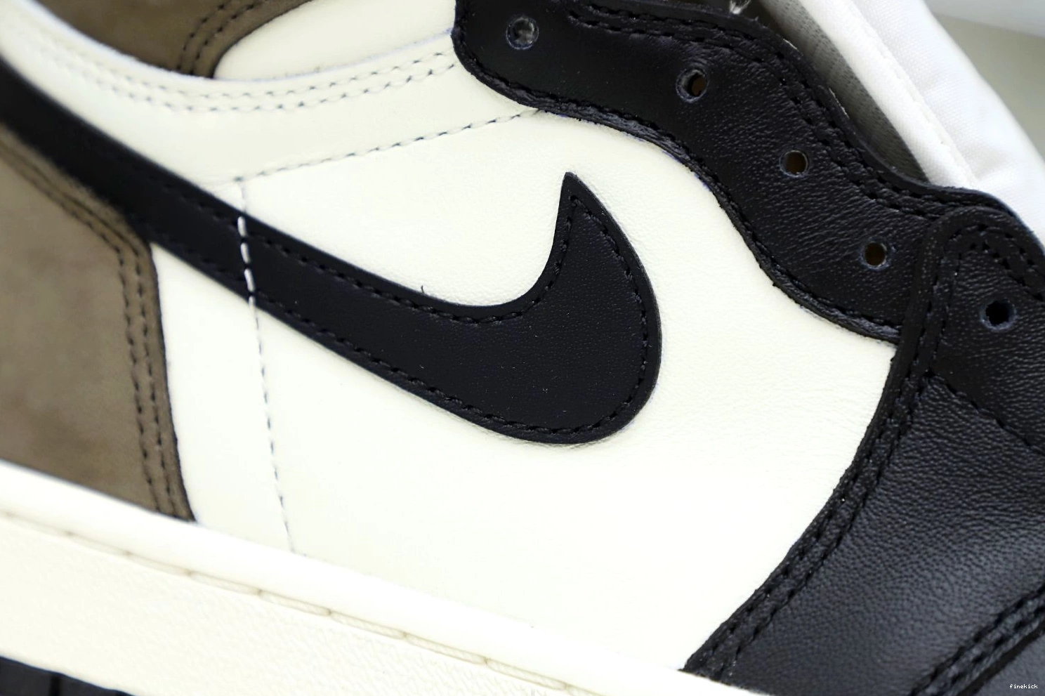 MOCHA' 'DARK JORDAN AIR OG RETRO HIGH 1 0710